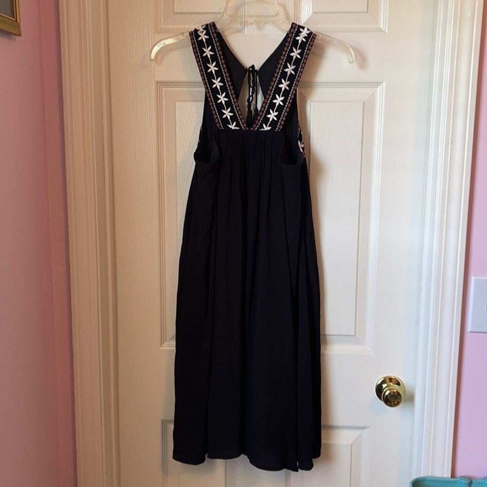 Cupcakes and Cashmere fun flirty dress